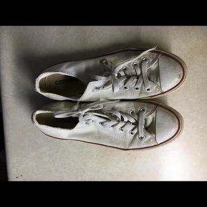 White low top converse